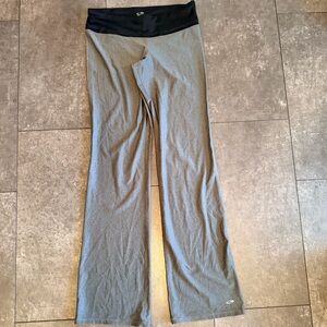 Champion Black and Gray Women’s Flare leggings (M)